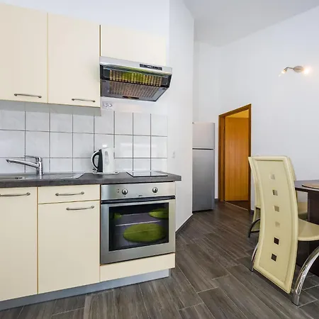 Apartment Apartments Villa Rotim