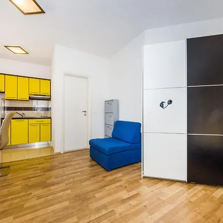 Apartments Villa Rotim Apartment *