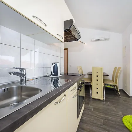 Rotim Apartmán *