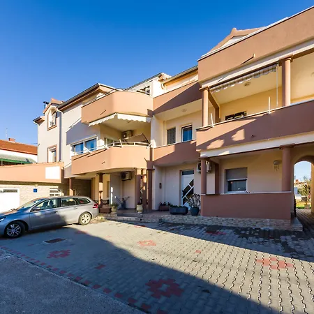 Rotim Apartman