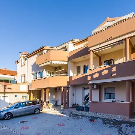 Apartments Villa Rotim * Zadar