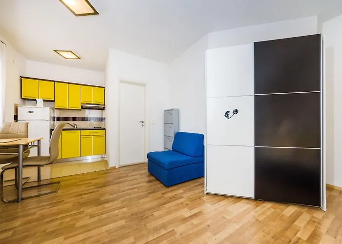 Daire Apartments Villa Rotim