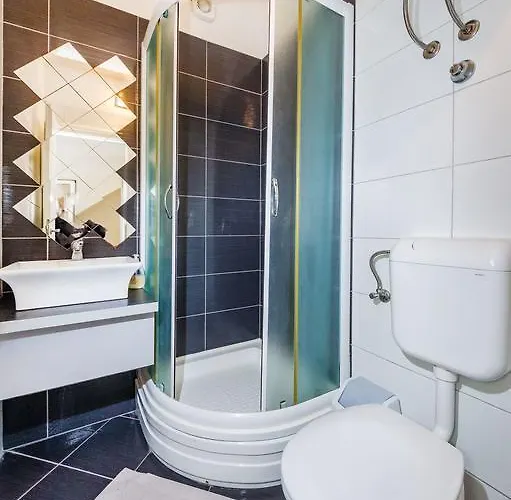 Apartments Villa Rotim *