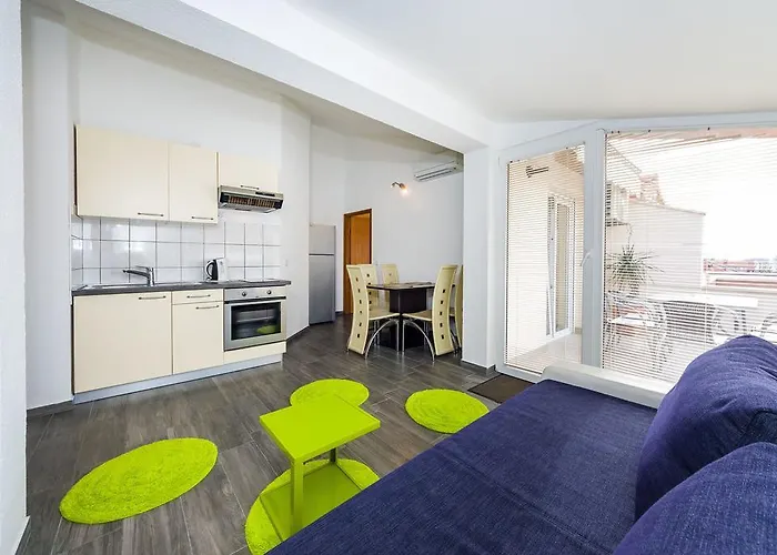 Apartments Villa Rotim *